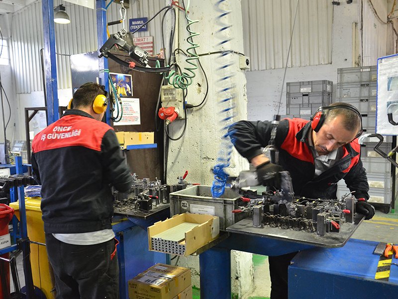 Öztuğ Üretim ve İnsan Kaynakları